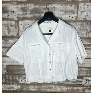 Universal Threads white button up blouse S